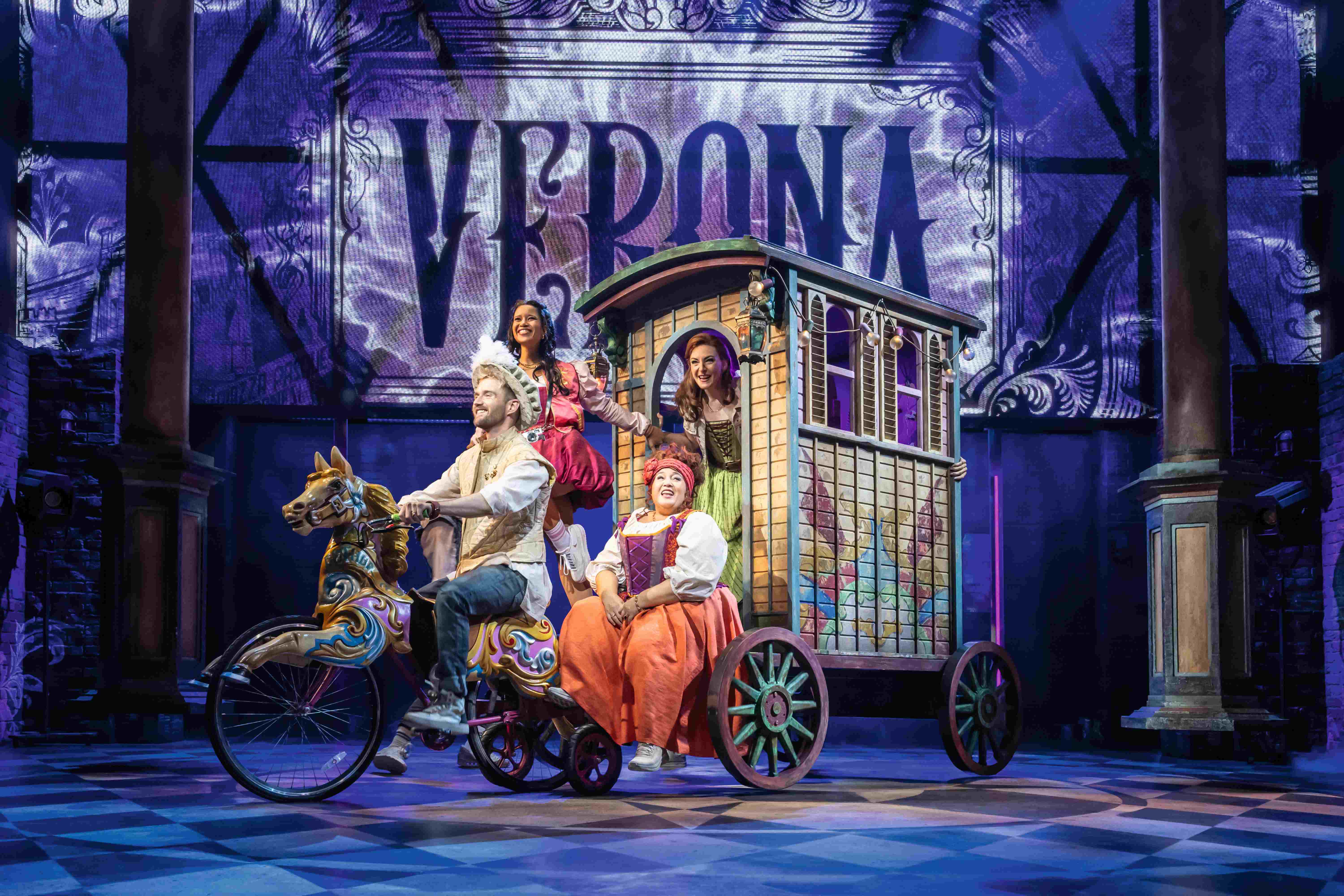 JULIA 3 CJOHAN PERSSON STAGE ENTERTAINMENT